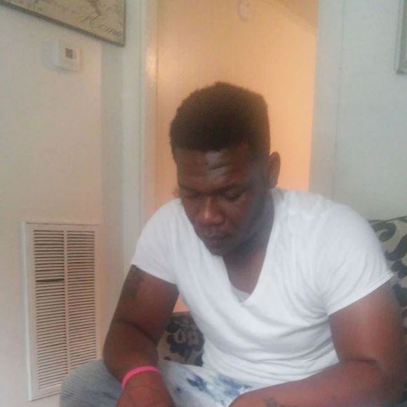 Meet your Posher, Chris - Picture 1 of 1